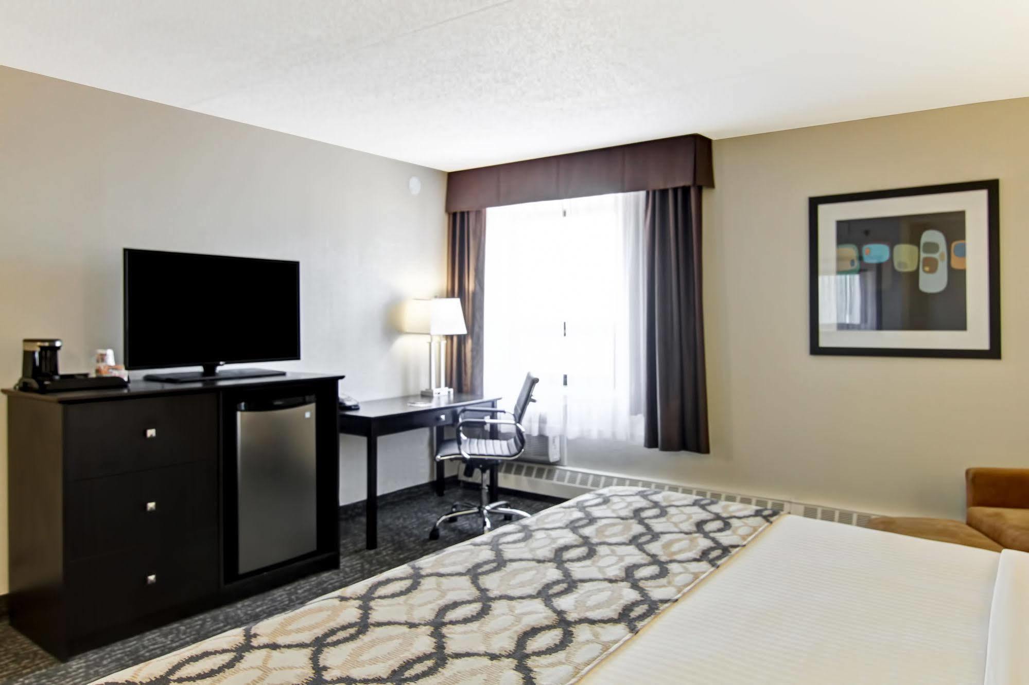 Best Western Cedar Park Inn Edmonton Esterno foto